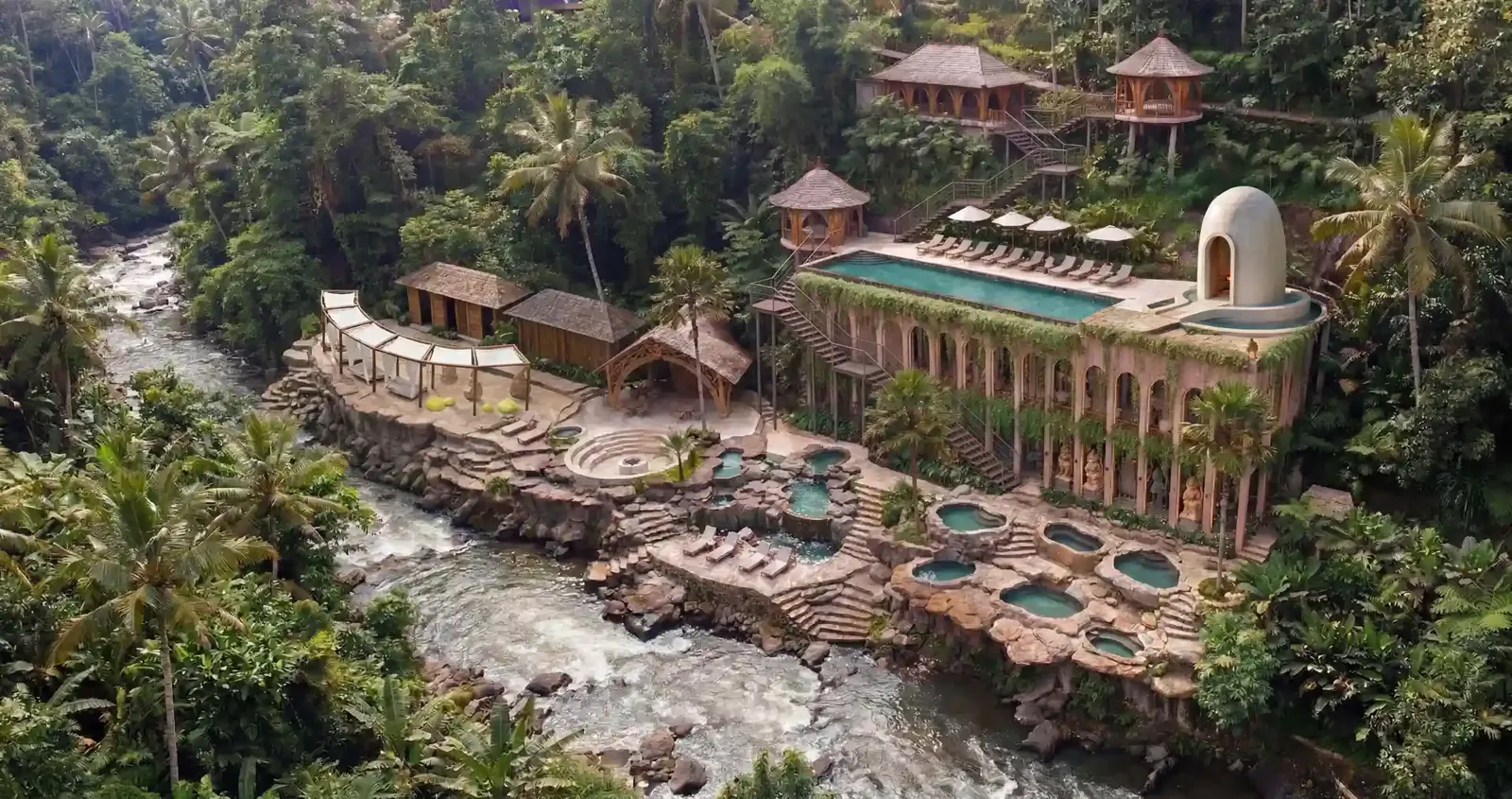The riverside spa between the two rivers